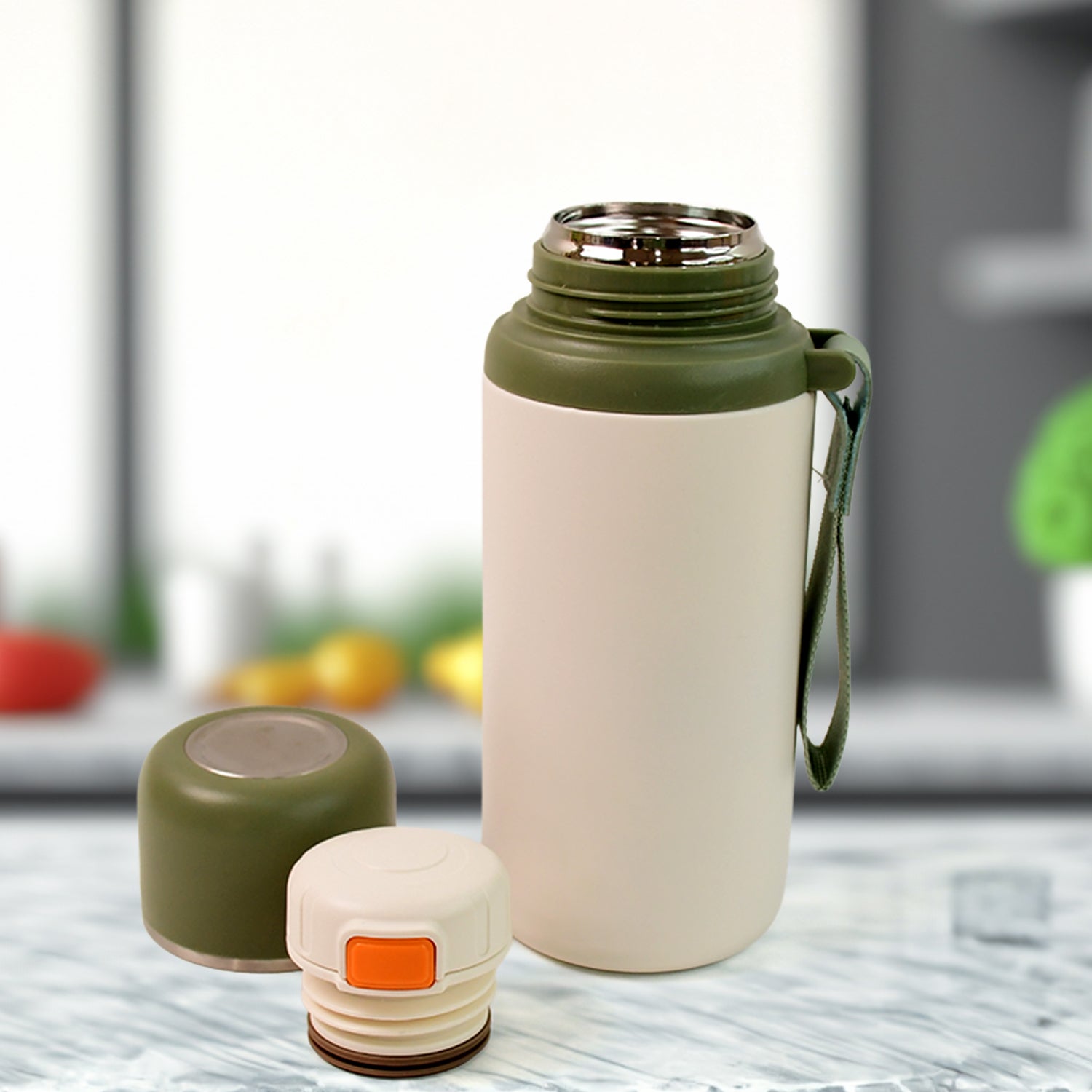 Stainless Steel Mug / Bottle Vacuum Insulated Cup With Handle, Small Cup & Straw (650 ML) Stainless Steel Mug / Bottle Vacuum Insulated Cup With Handle, Small Cup & Straw (650 ML)